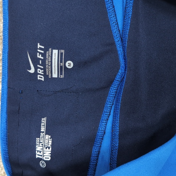 Nike Capri leggings - Picture 3 of 7